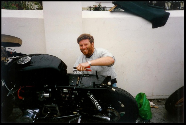 640x425 pixels (85K)